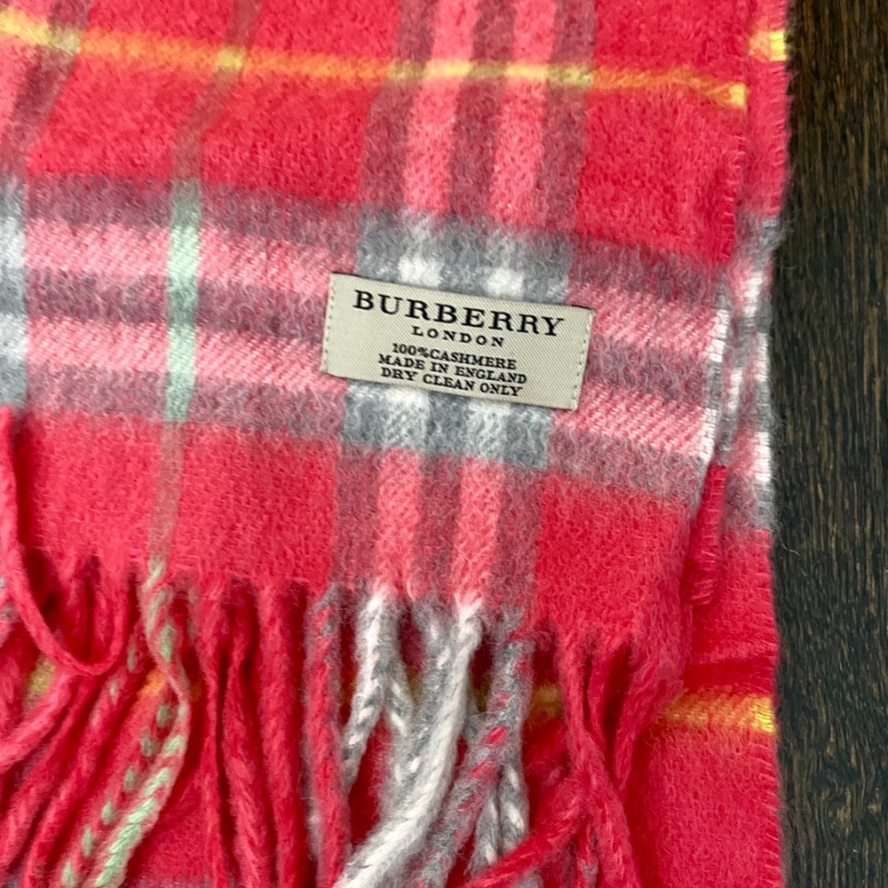 Burberry red cashmere scarf